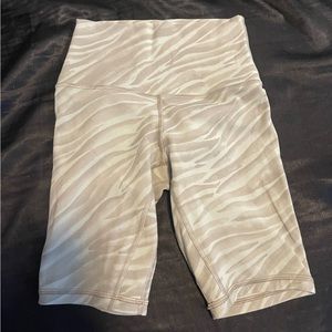 Lululemon Align shorts